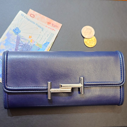 TOD’S トッズ メタルロゴ ダブルT ロングウォレット 長財布 カーフレザー ネイビー.