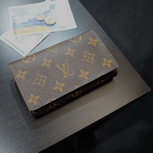 【Louis Vuitton】モノグラム 2つ折り財布 ポルトフォイ ユトレゾール M61736.