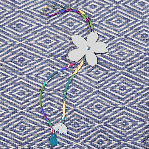 HERMES エルメス バッグチャーム プティ アッシュ 桜 さくら レザー リバーシブル.