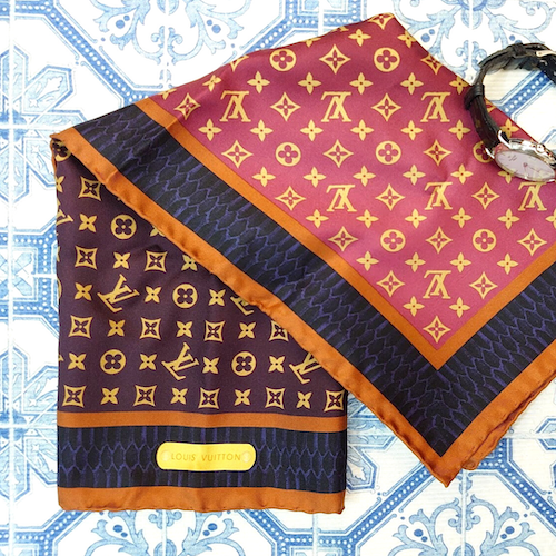 美品！【LOUIS VUITTON】 LV ルイヴィトン シルク100％ ミニスカーフ.