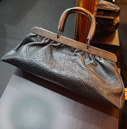 【GUCCI】グッチ ウッドハンドル レザーバッグ  105164.