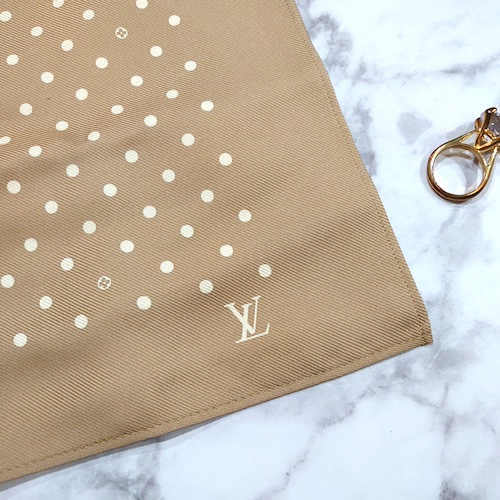 LOUIS VUITTON ルイヴィトン LV ミニスカーフ ドッド 水玉 シルク ベージュ.