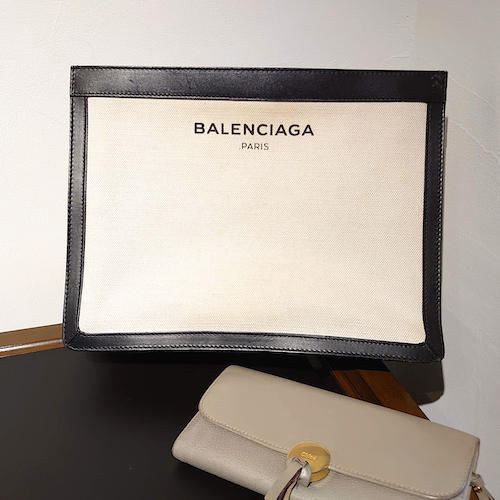 【BALENCIAGA】 バレンシアガ クラッチバッグ.