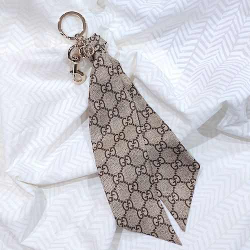 GUCCI グッチ GGシルク キーチェーン キーリング バッグチャーム GGパターン.