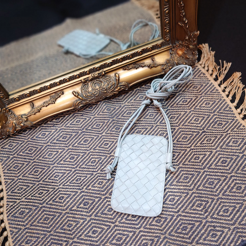 BOTTEGA VENETA ボッテガ ヴェネタ フォンポーチ スマホ ポーチ イントレチャート.