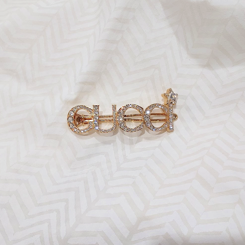 GUCCI グッチ ロゴ クリスタル ビジュー ラインストーン ヘアクリップ ヘアピン.