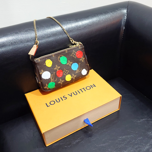 LOUIS VUITTON ルイヴィトン LV×YK ミニポシェット アクセソワール M81866.
