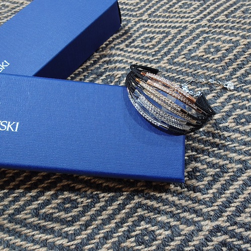 SWAROVSKI スワロフスキー クリスタル シルバー ヴィ Vi ブレスレット.