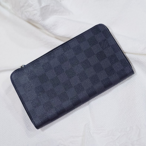 未使用 ルイヴィトン LV ダミエ グラフィット 長財布 ジッピー オーガナイザー N63077.
