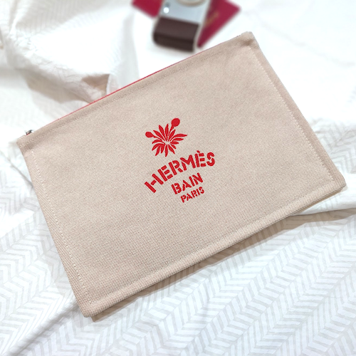 HERMES エルメス ニュー ヨッティングポーチ 豹 レオパード .
