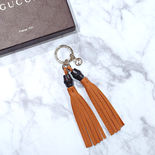GUCCI グッチ バンブー レザー ダブル タッセル フリンジ キーホルダー キーリング チャーム