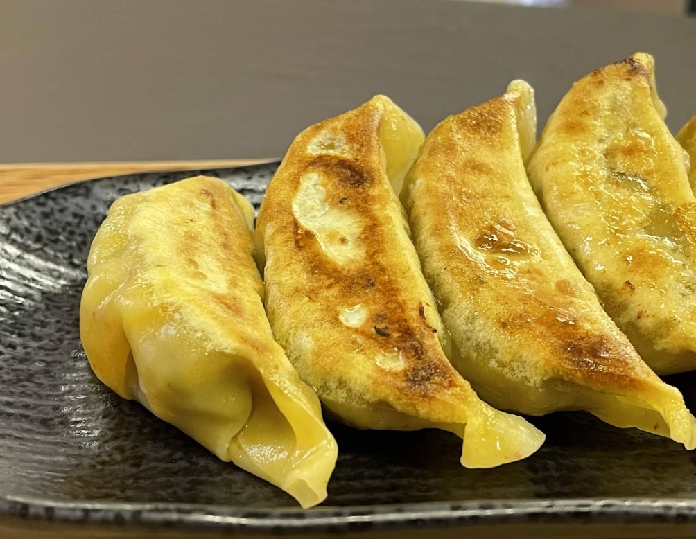 餃子一筋にこにこ便り２４５ ～千葉から全国に広がる笑顔になる餃子～ 