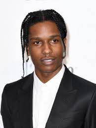 【あの超有名USラッパーが着用❓❓アメリカではもう既に流行っている!?ペイントデニム🔥🔥】