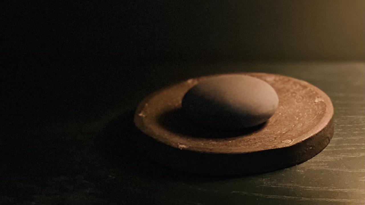 1日の終わりに“静かさ”を取り戻す。ほのかに香る夜のセルフケア