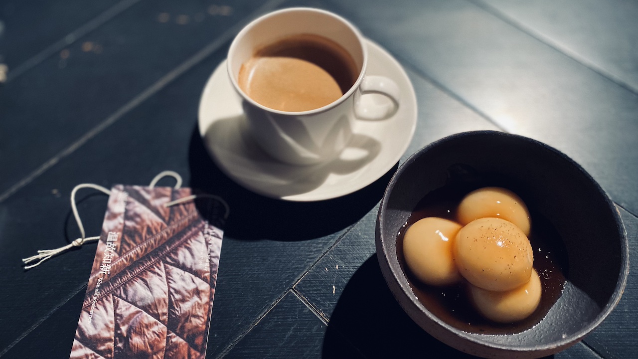 がんばりすぎた一週間をほどく、金曜の朝の香り