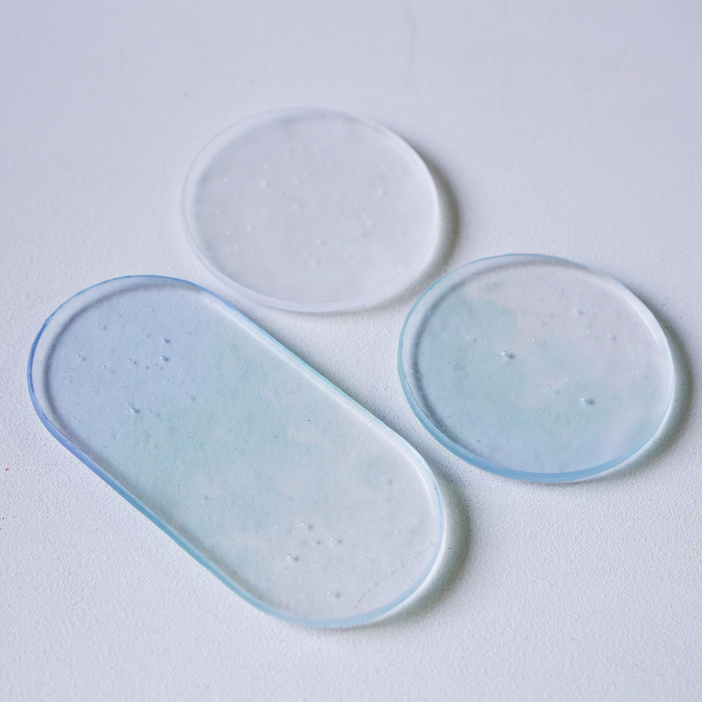 【NEW ITEM】ガラスプレート「Puddle」「multi plate」が入荷！