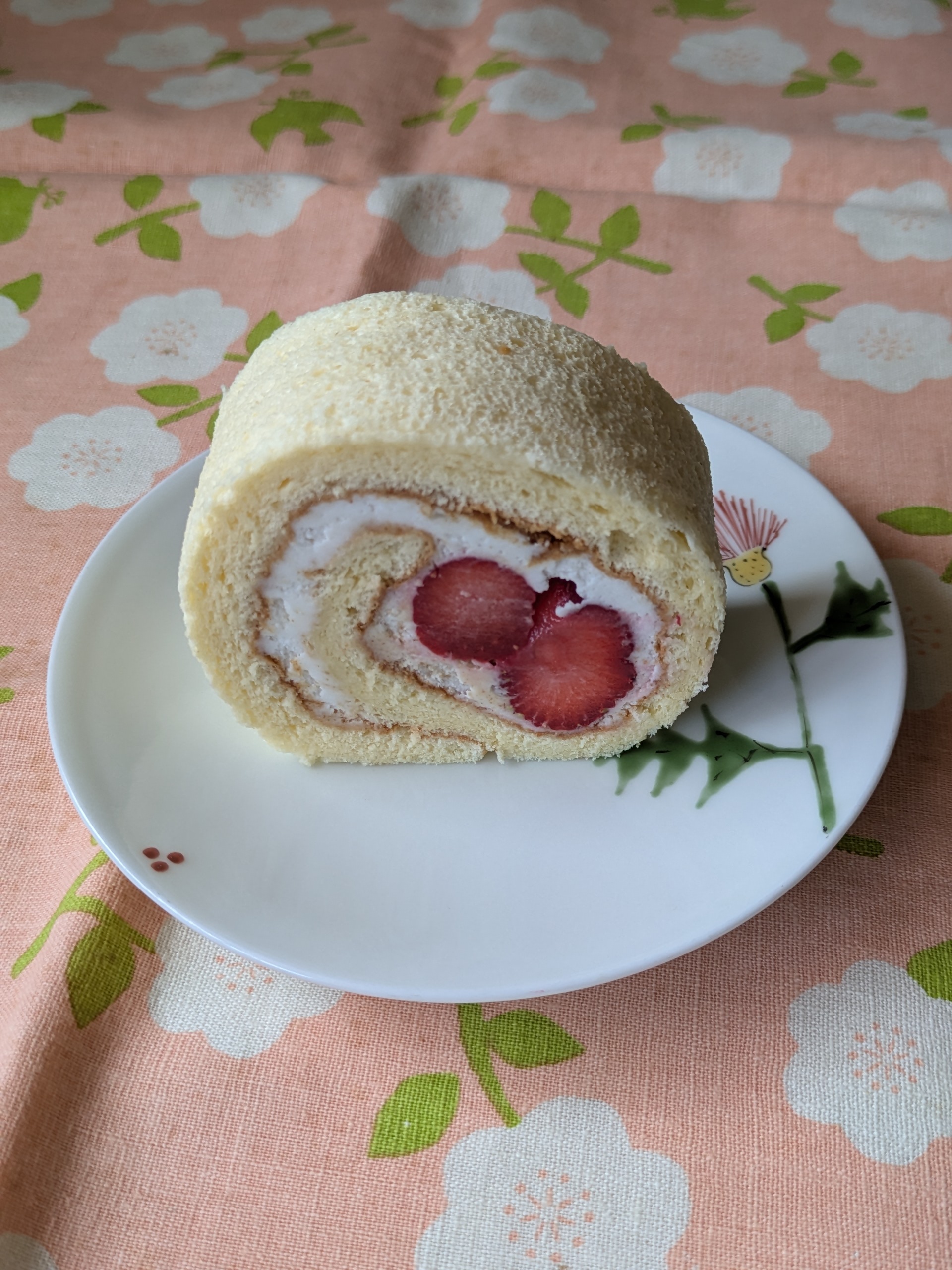あまおう米粉の和風ロール
