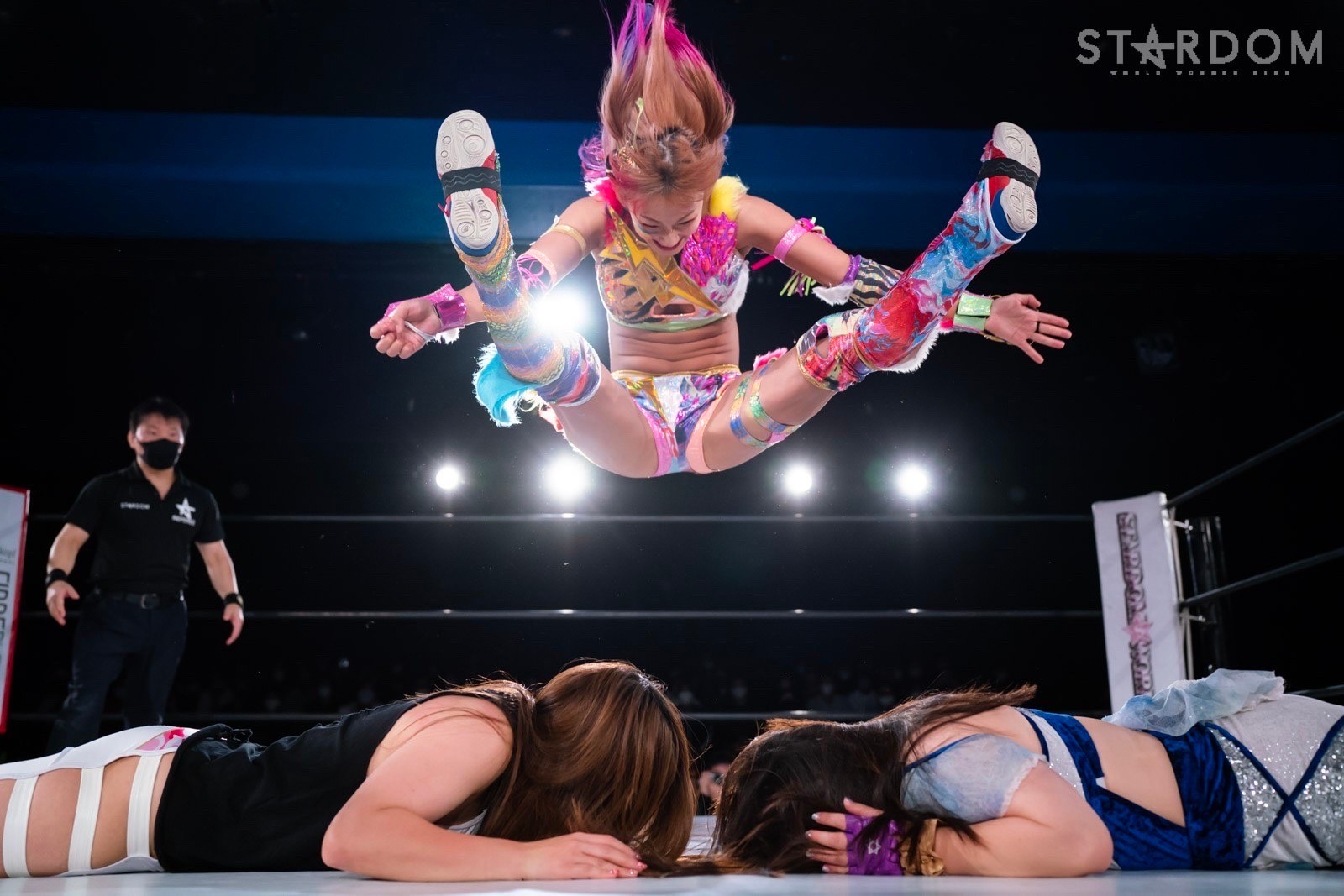 SUPPORT PRO-WRESTLER