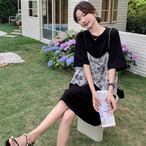 重ね着で差がつく♡花柄キャミ×ブラックワンピの大人フェミニンコーデ