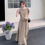 1枚で完成♡大人の余裕漂うシンプル美ワンピースコーデ
