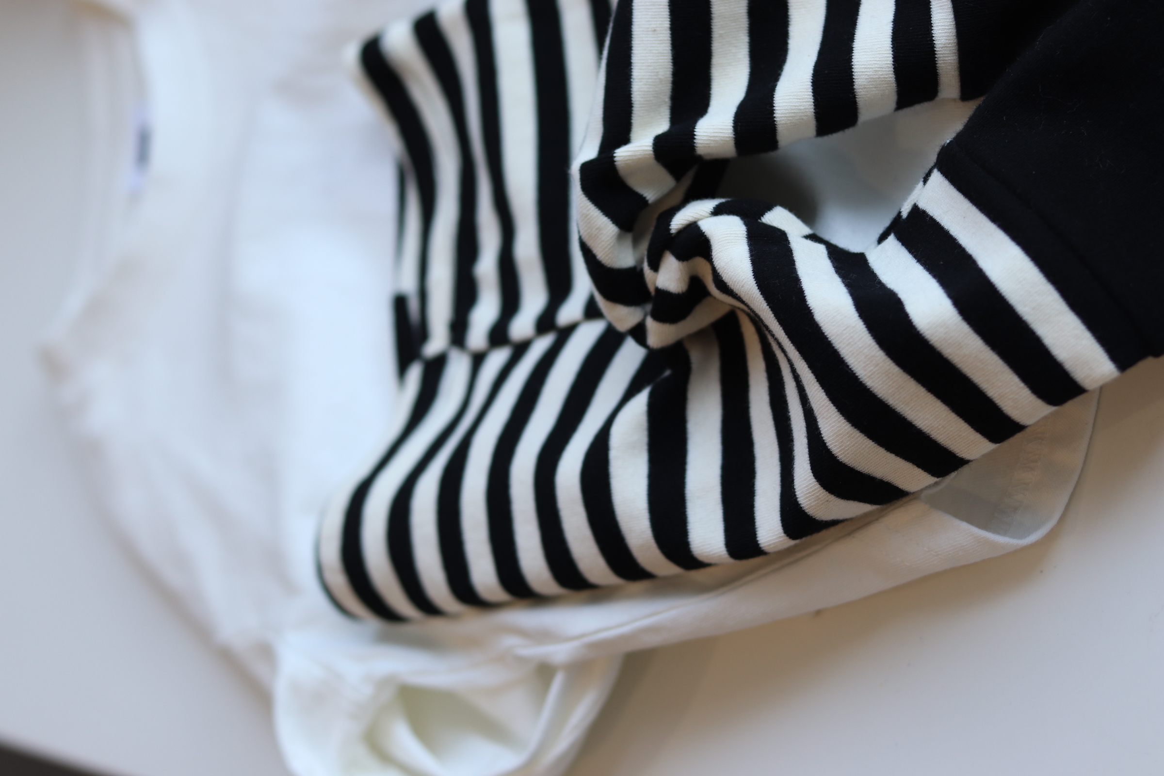 ボーダーレギンス