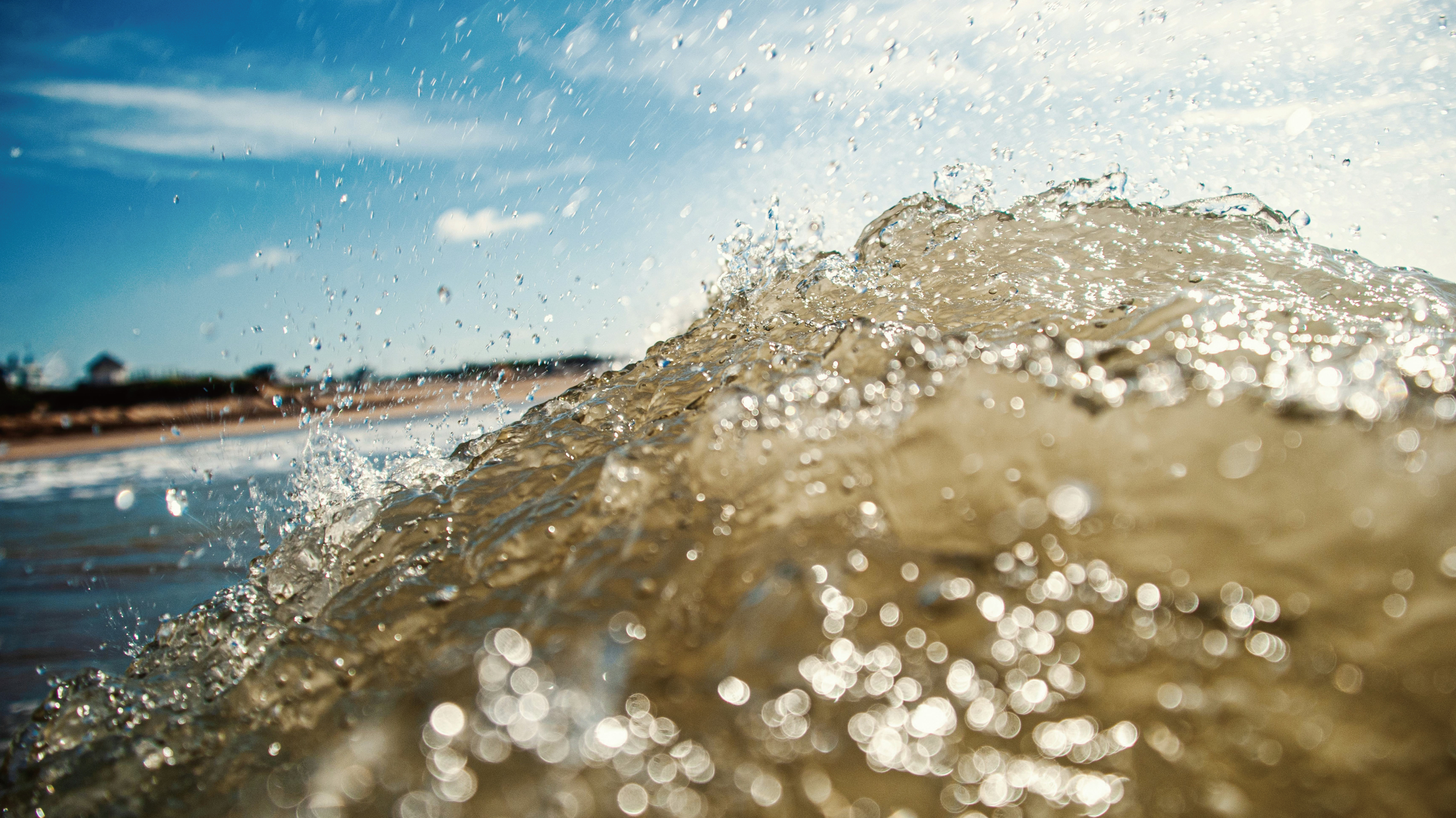 Sandy water［石の意味］
