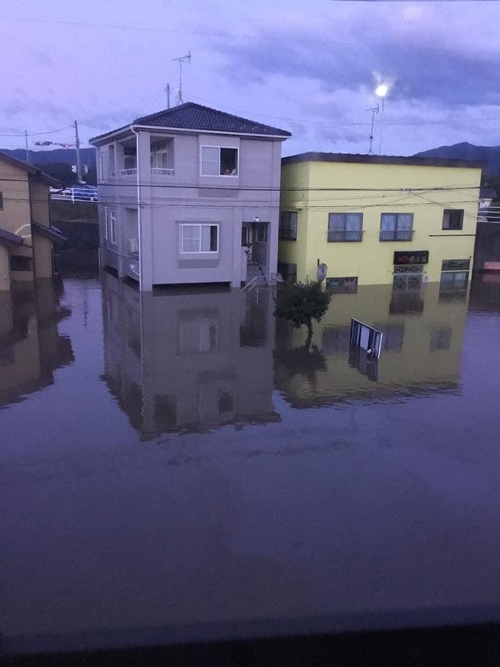 豚まん屋を始めたきっかけは5年前の東日本台風による浸水被害にあります。