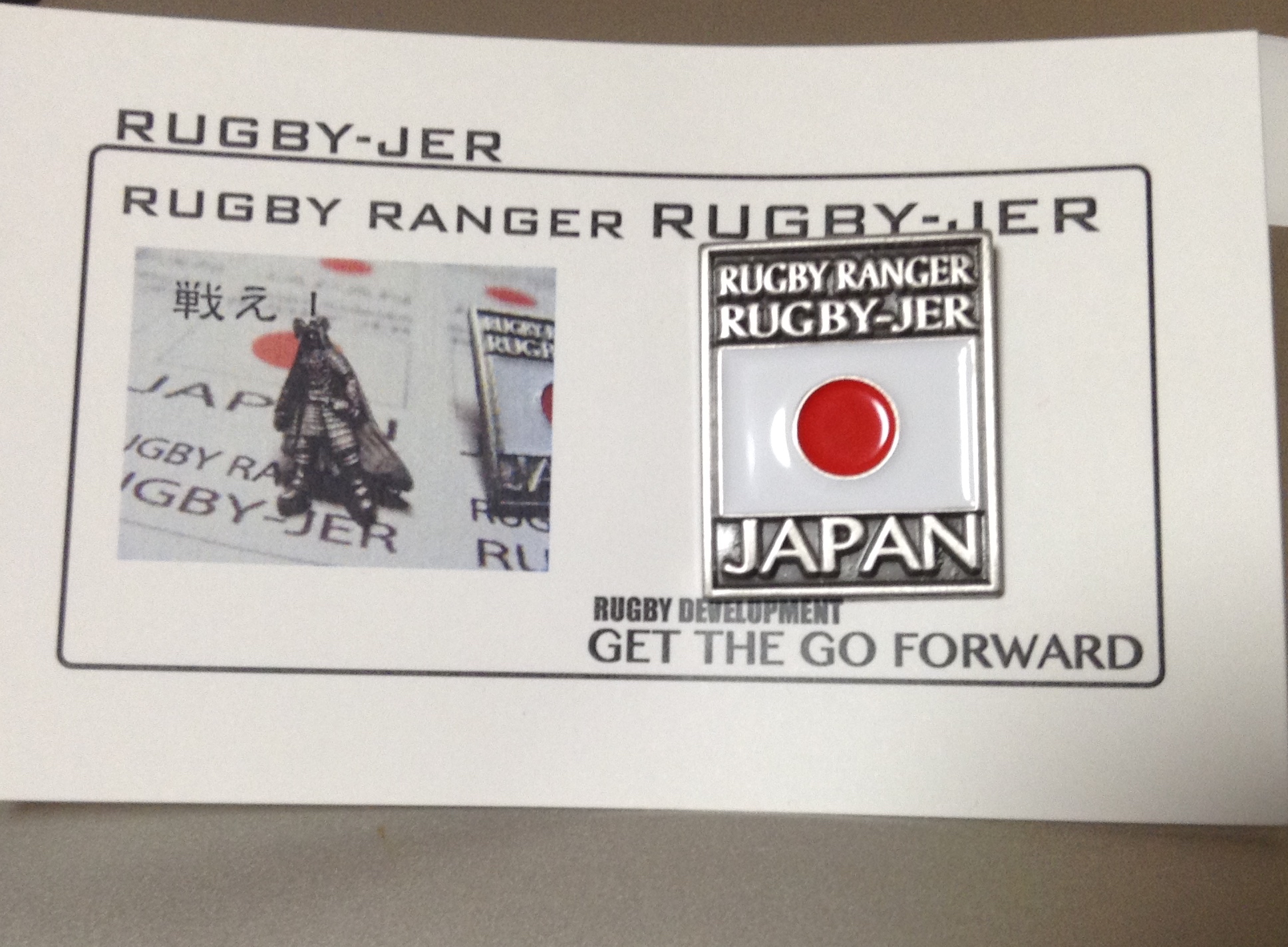 JAPANフルジップパーカーピンズプレゼント！