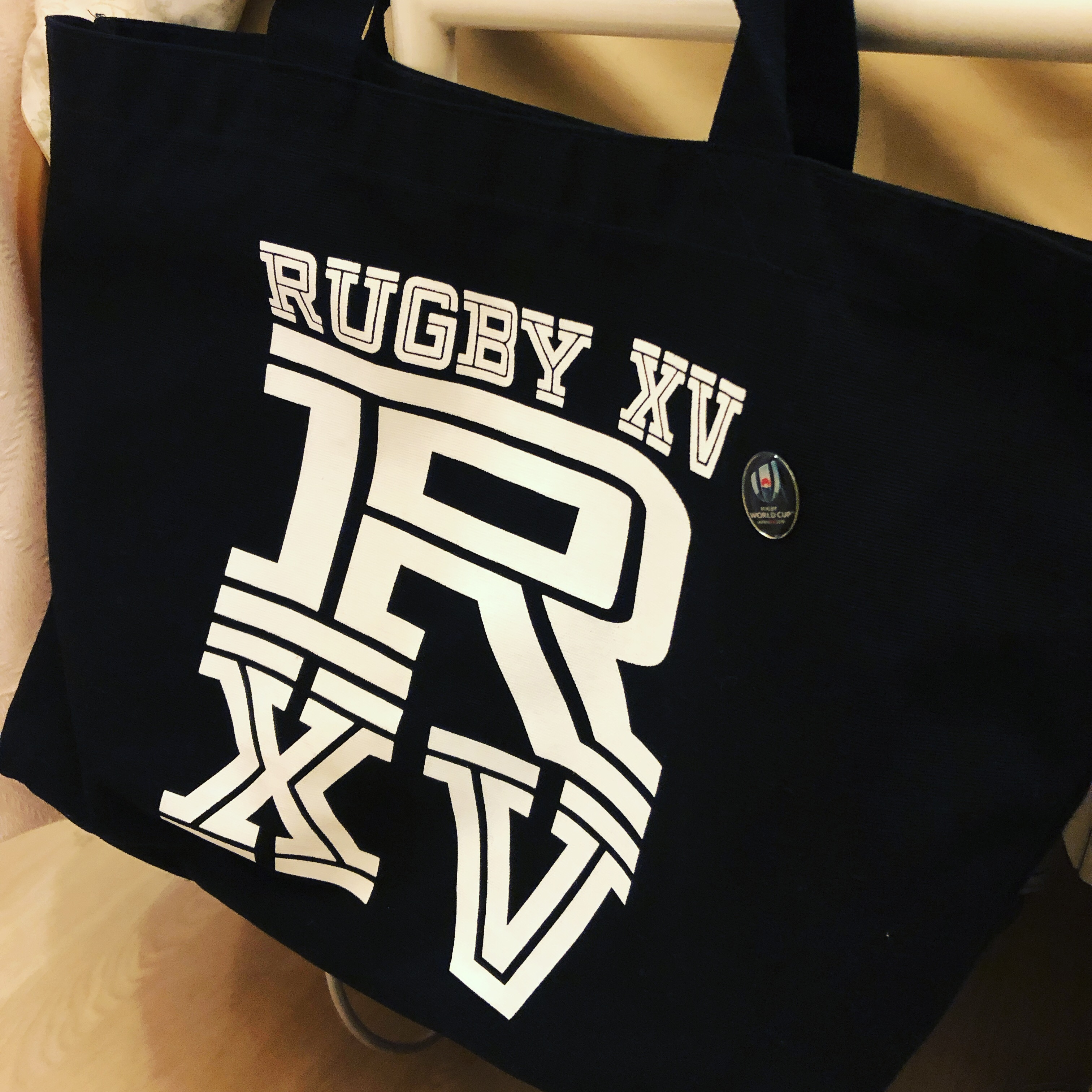 RXV トートバッグ　& ピンバッチ