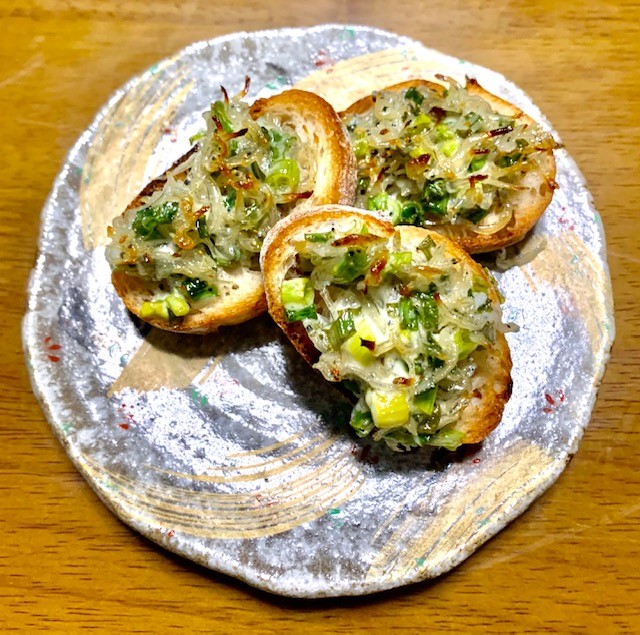 ちりめんじゃこのある食卓<゜)))彡　Let's cook：ちりめんじゃこのブルスケッタ♪