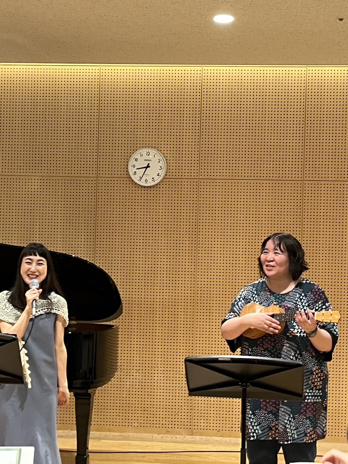 『私のウクレレ』を山本千香さん＆会場の皆さまの伴奏で歌いました♪
