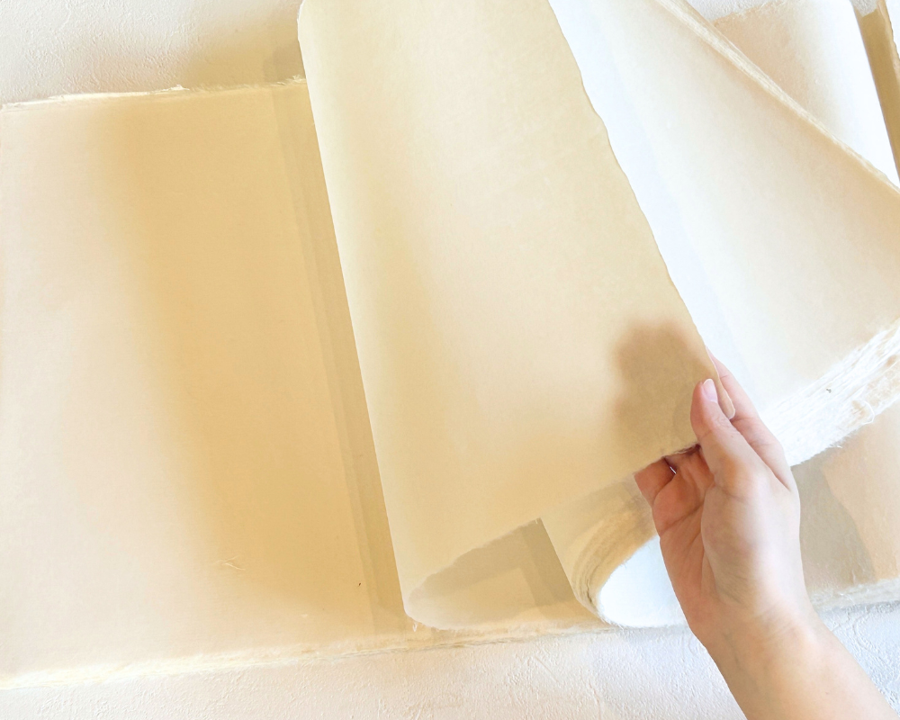 「匁」とは？｜紙選びの手がかりになる、昔ながらの単位のお話