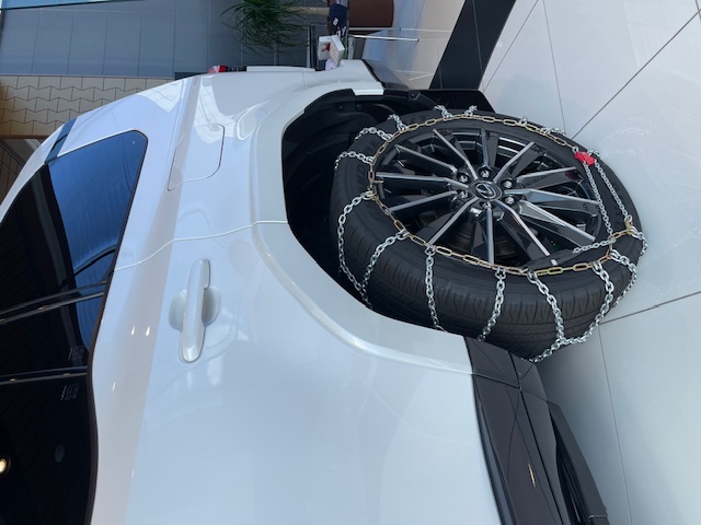 レクサスGX（LX）　タイヤサイズ265/50R22　タイヤチェーン装着