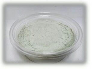医王瑠璃光石☆ﾊﾟｳﾀﾞｰﾀｲﾌﾟ(180g)は用途が沢山。何に使うかｱｲﾃﾞｱ次第です(^-^)v