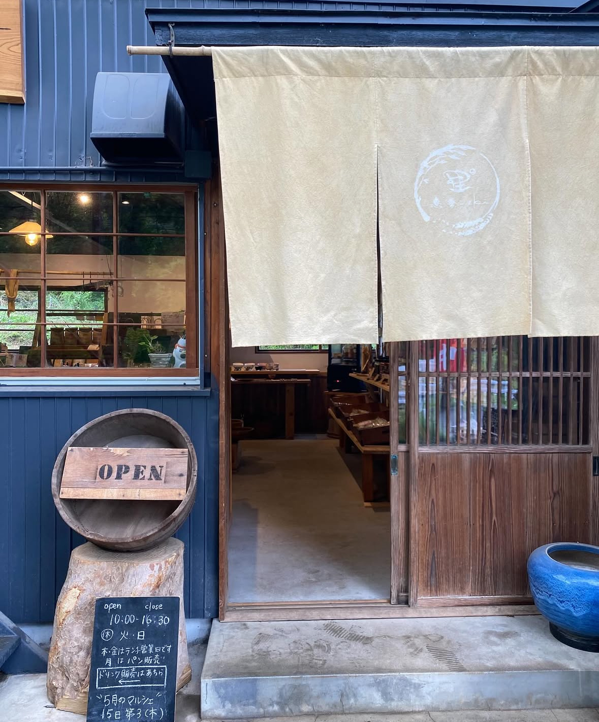 6/1-31 POP  UP  里の恵季 in 横浜