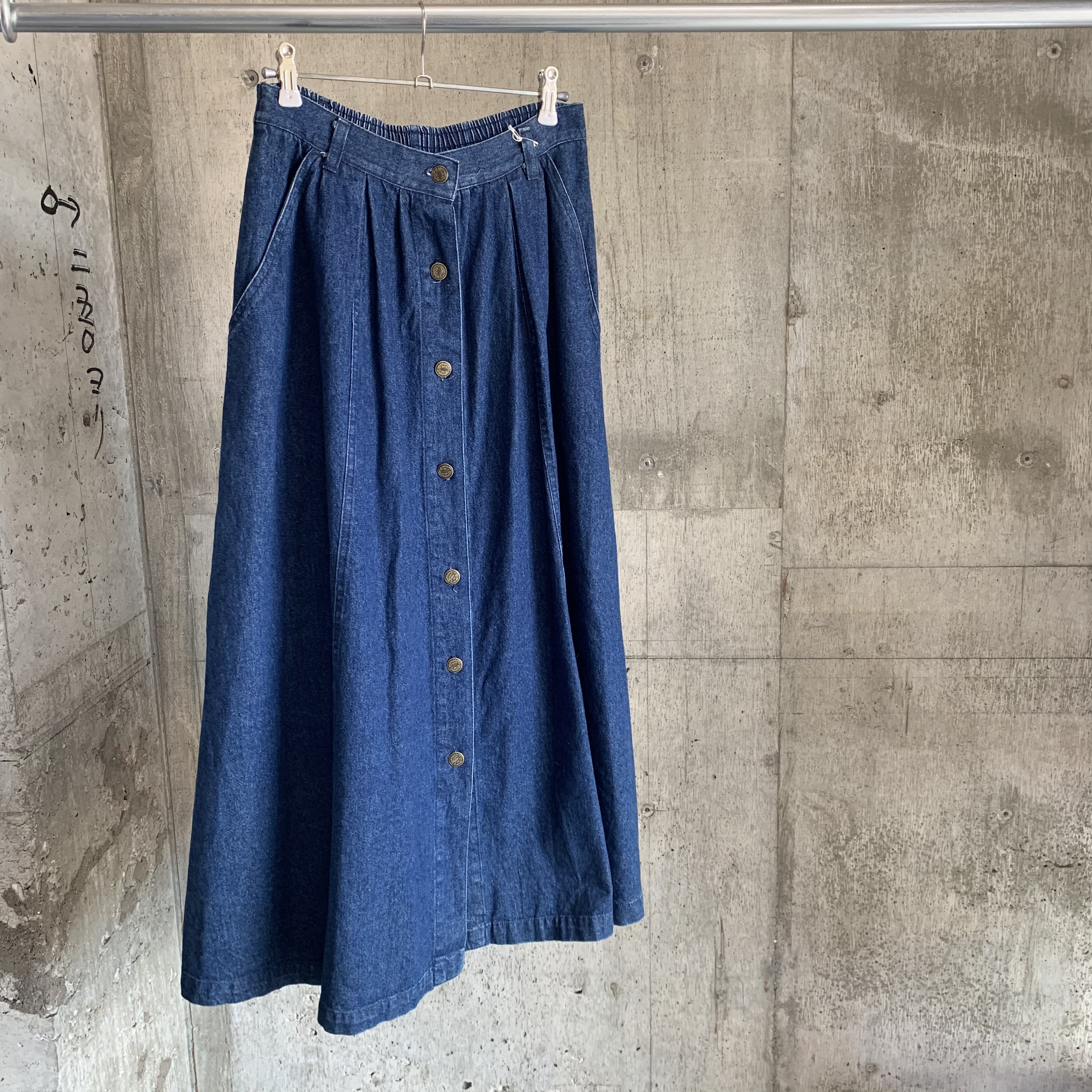 デニムスカート入荷です