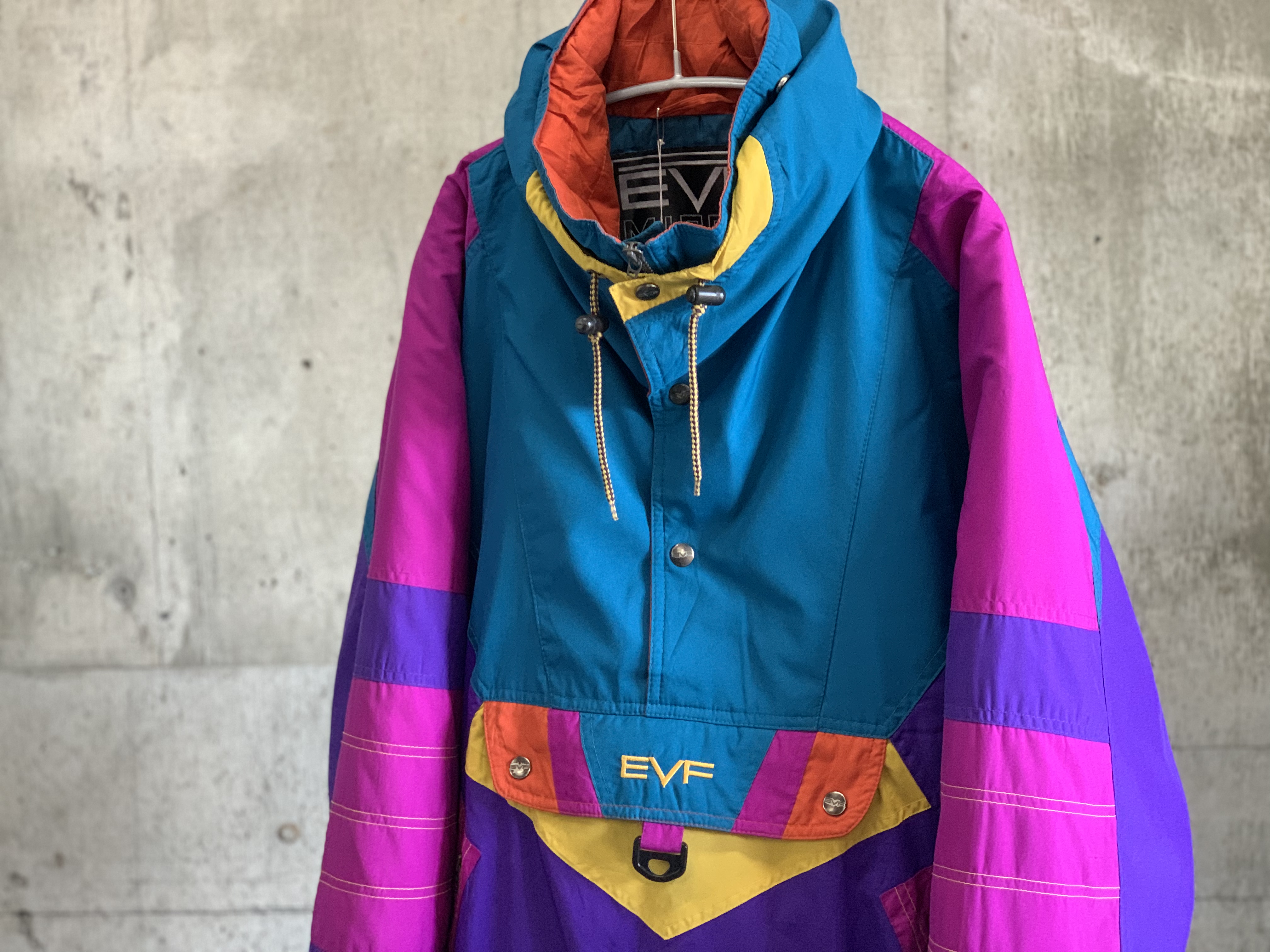 ナイスなカラーリングアイテム入荷！！