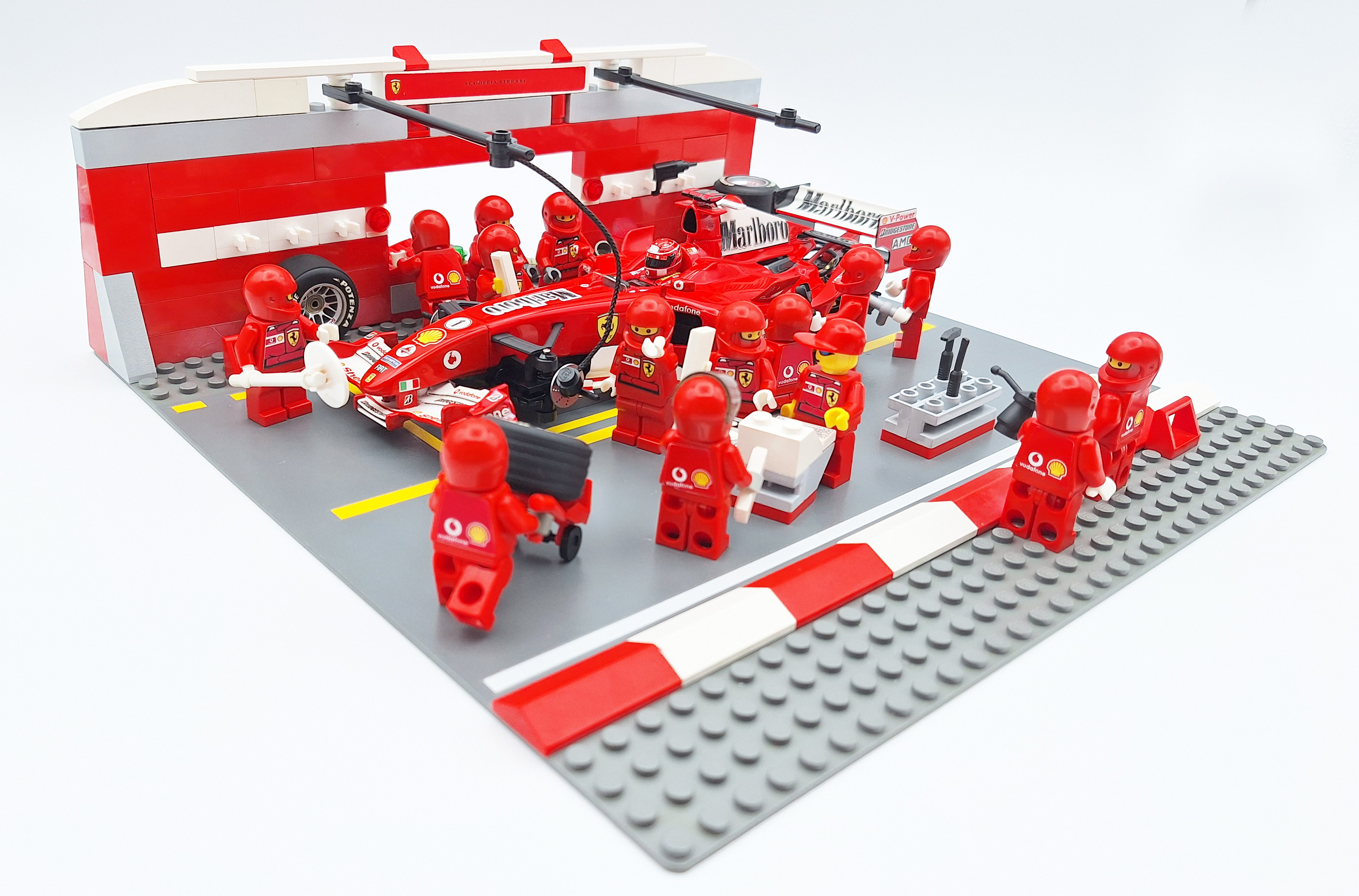 MINI-Zを「飾る」楽しさが広がる LEGO！