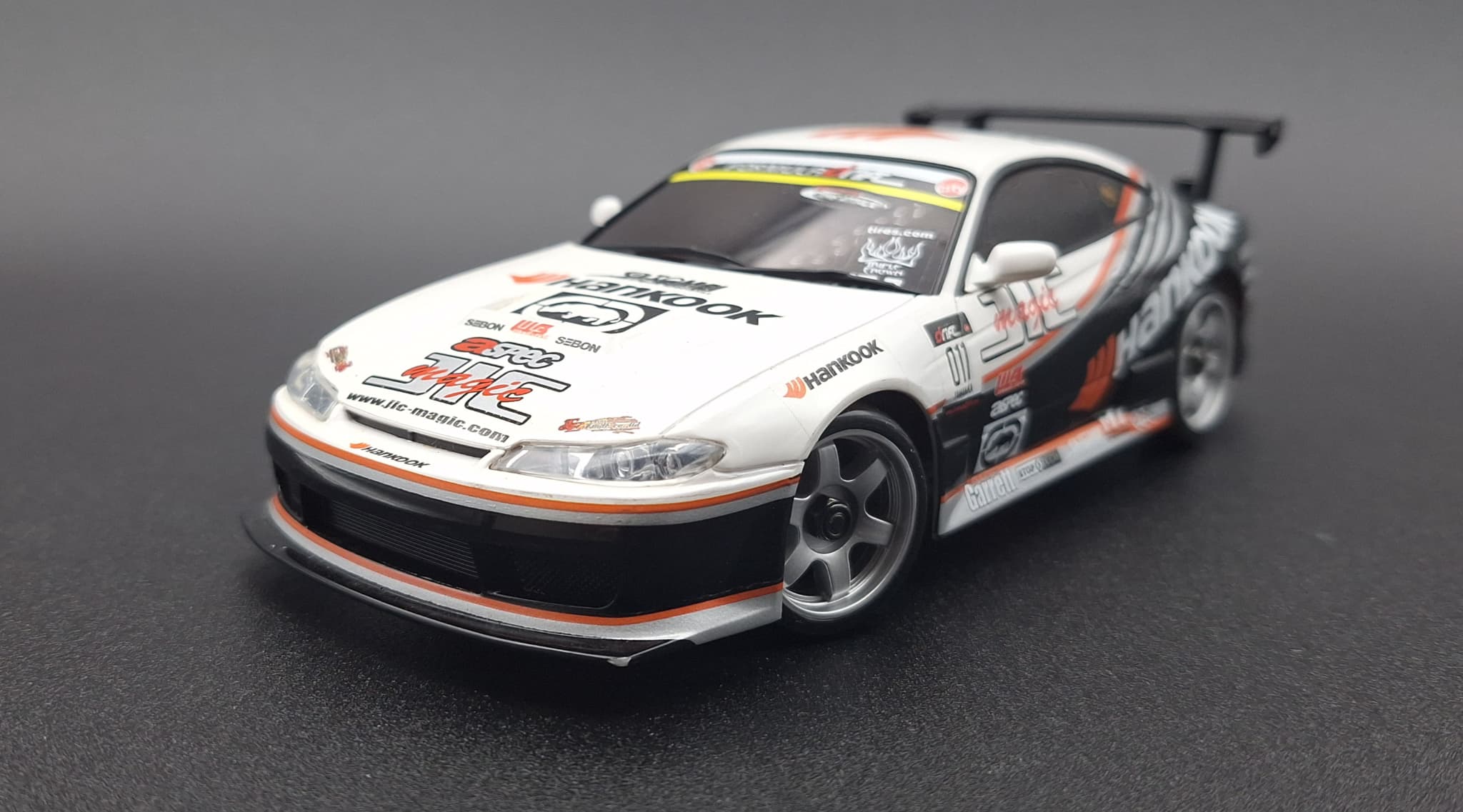 JDMブームとMini-Zで楽しむ名車の魅力