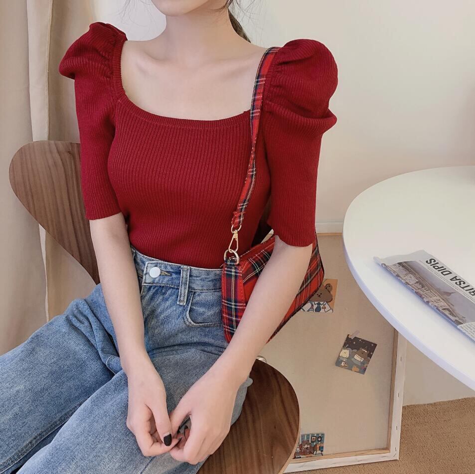 本日はいつものコーデに1着取り入れるだけでキラリと個性が光る、おすすめアイテムをご紹介いたします🎶