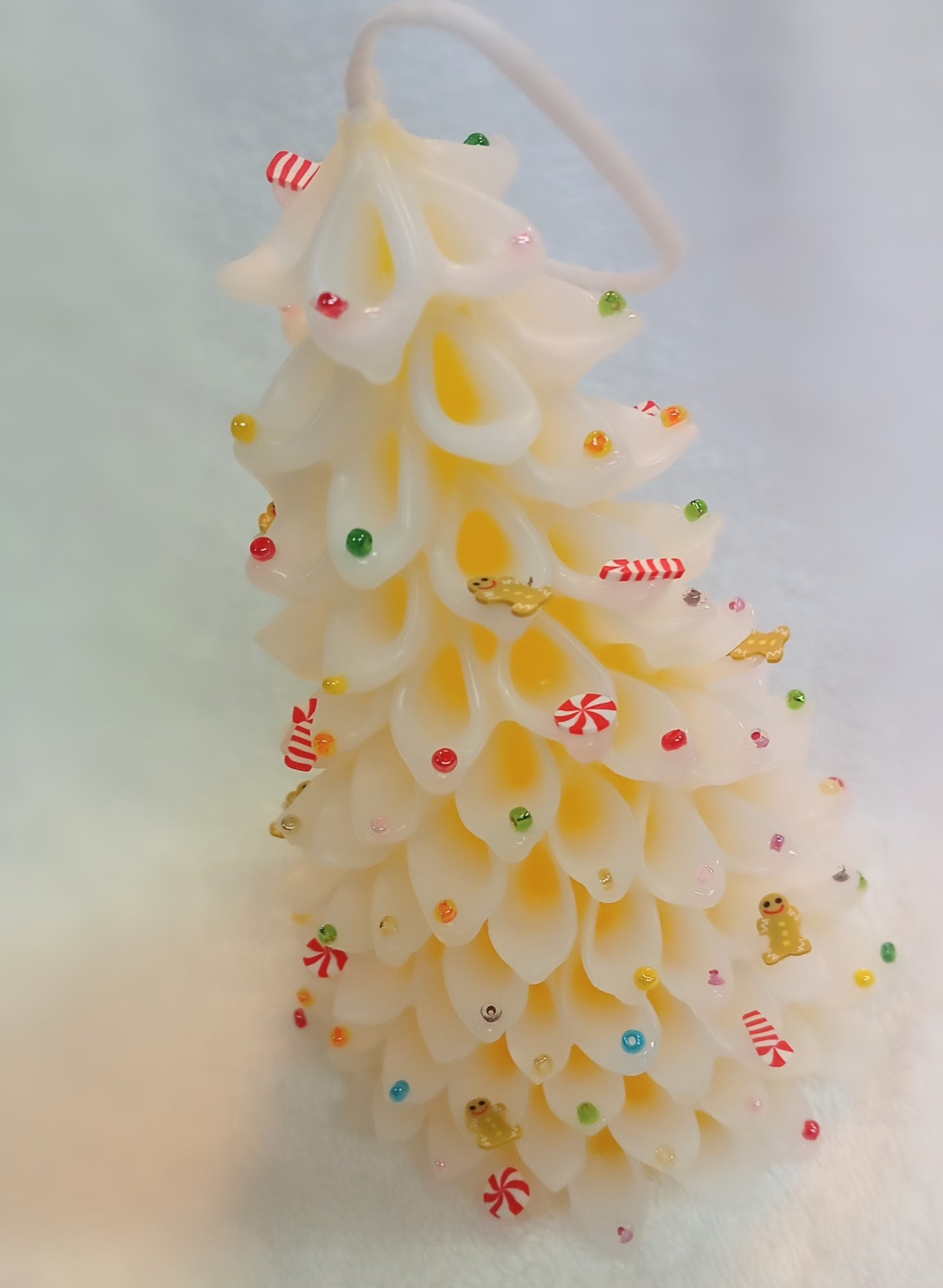 ちびちびジンジャーマンが着いたクリスマスツリーキャンドル発売になりました