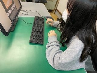 おねだり。