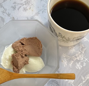 2022年1月13日、東京が一番寒かった日、寒い日に暖かいお部屋でアイスクリーム食べたくなる話。…
