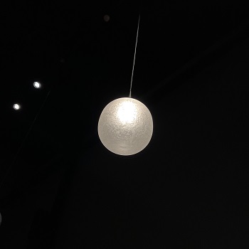2022年12月22日、冬至にはいりましたね。LIGHT & DISHES のお話。