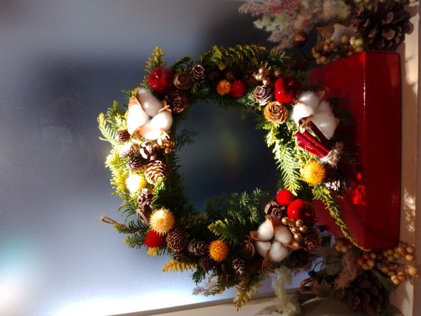 手作りリースをいただきました🎄
