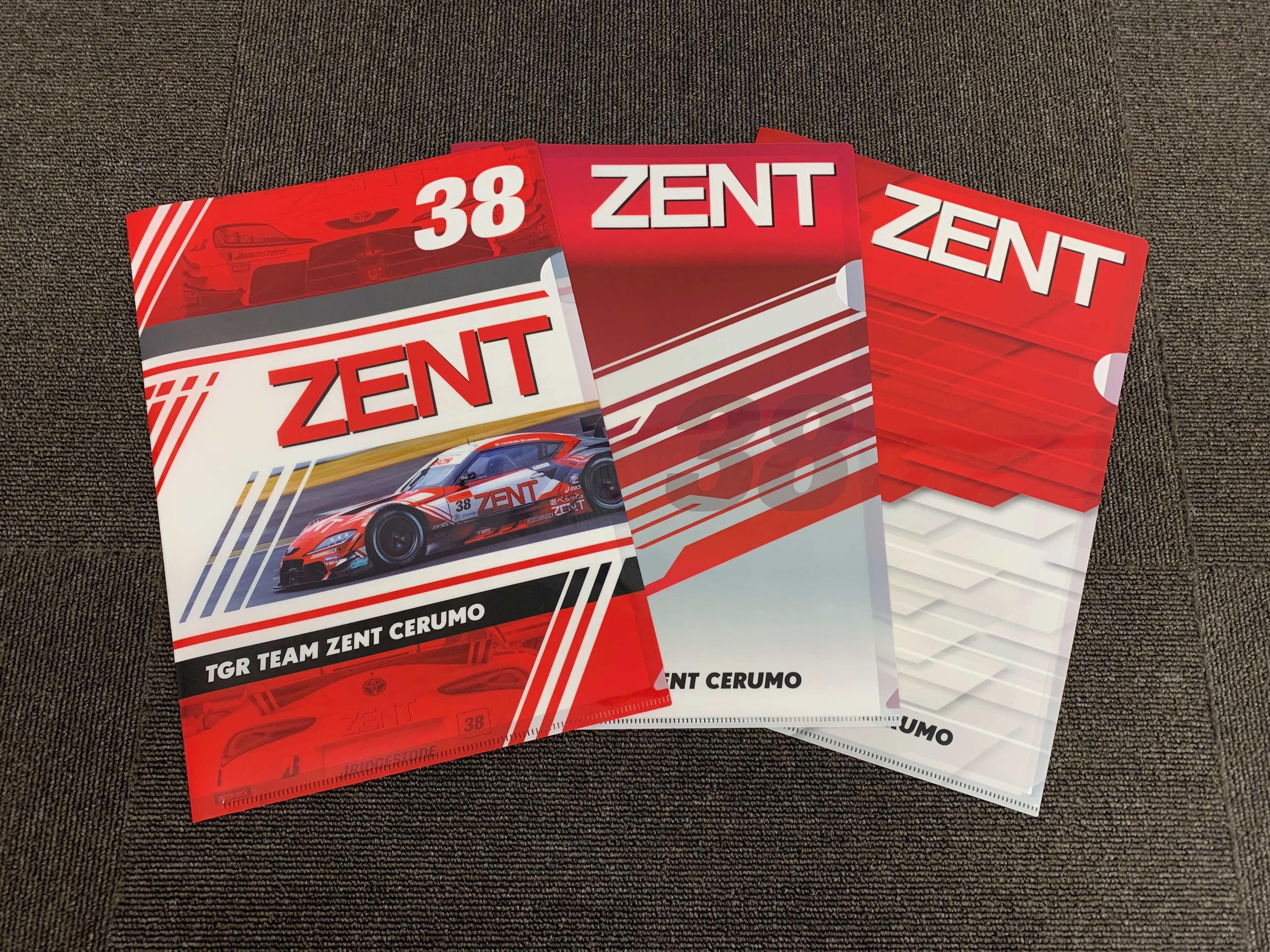 クリアファイルセット登場!