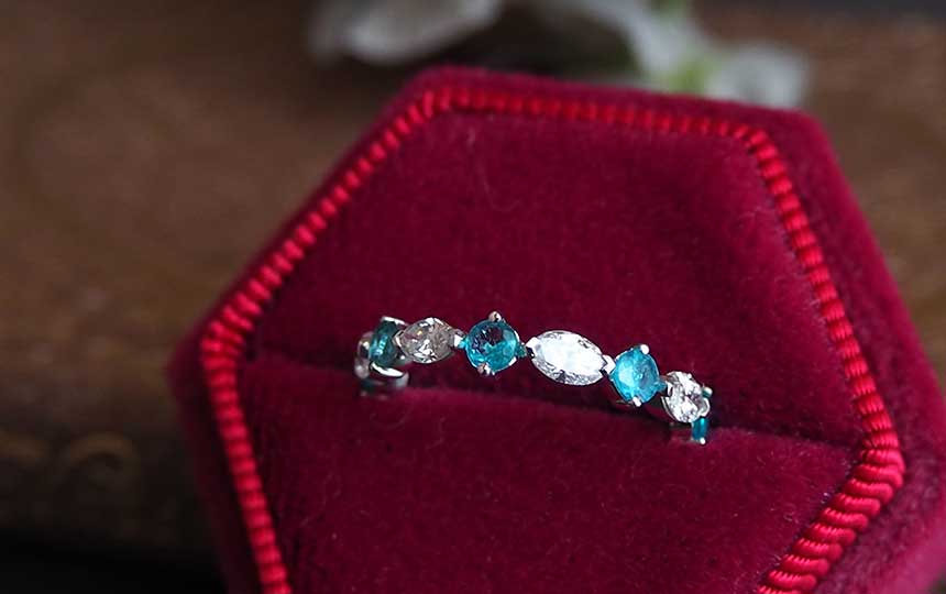 【ブログ更新】新月のパワーストーンジュエリー新作プレビュー✨パライバトルマリン