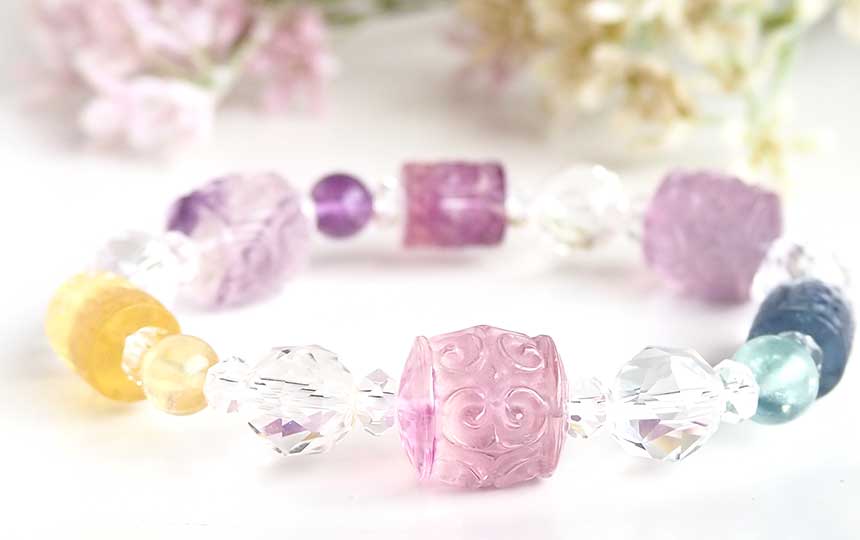 【ブログ更新】満月のパワーストーンアクセサリー✨新作プレビュー