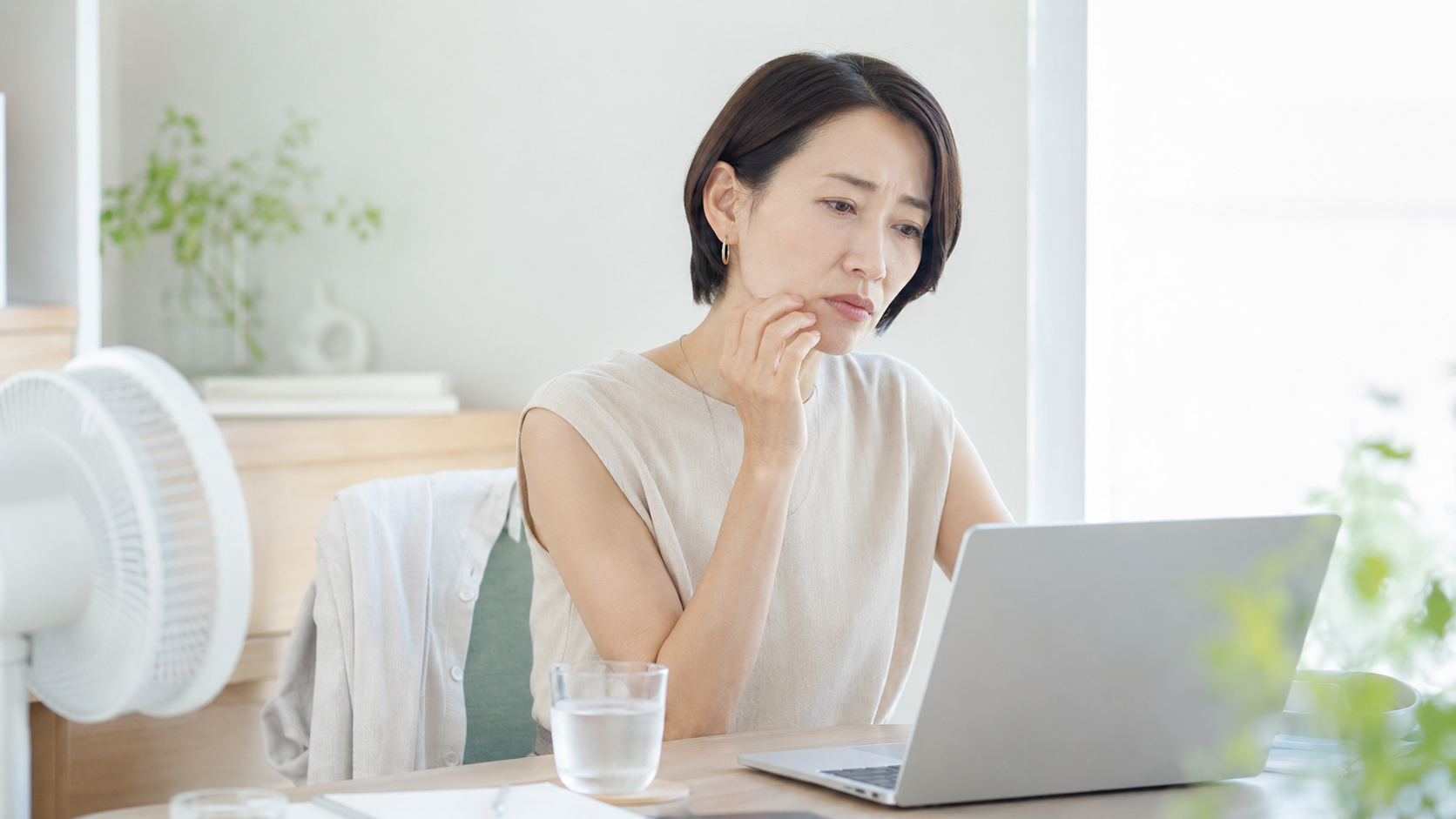エアコンで肌が乾燥するのはなぜ?夏の冷房対策とオフィス・在宅ワークの美容習慣