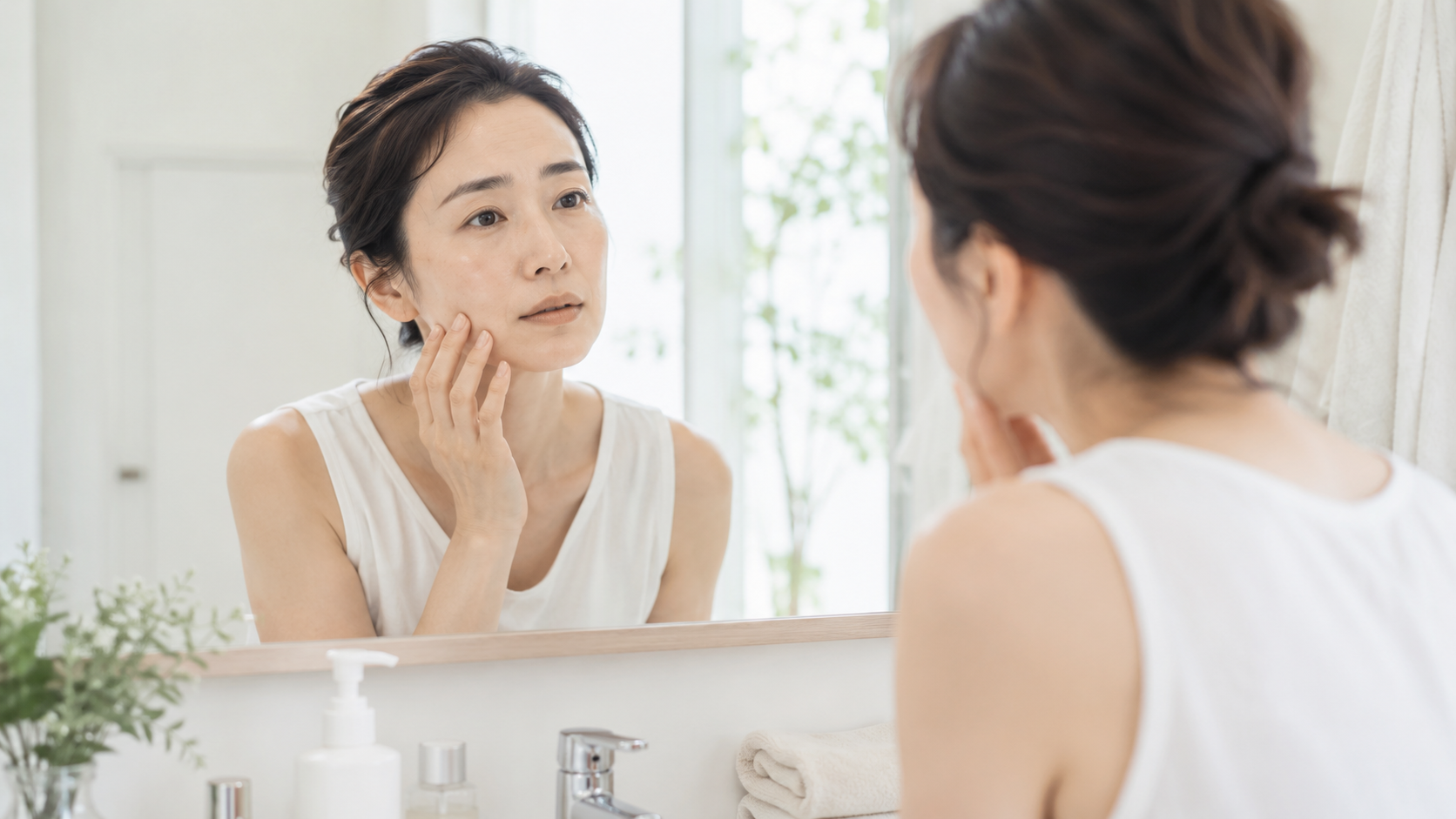 夏の肌がベタつくのに乾燥するのはなぜ?インナードライを防ぐ夏の美容習慣